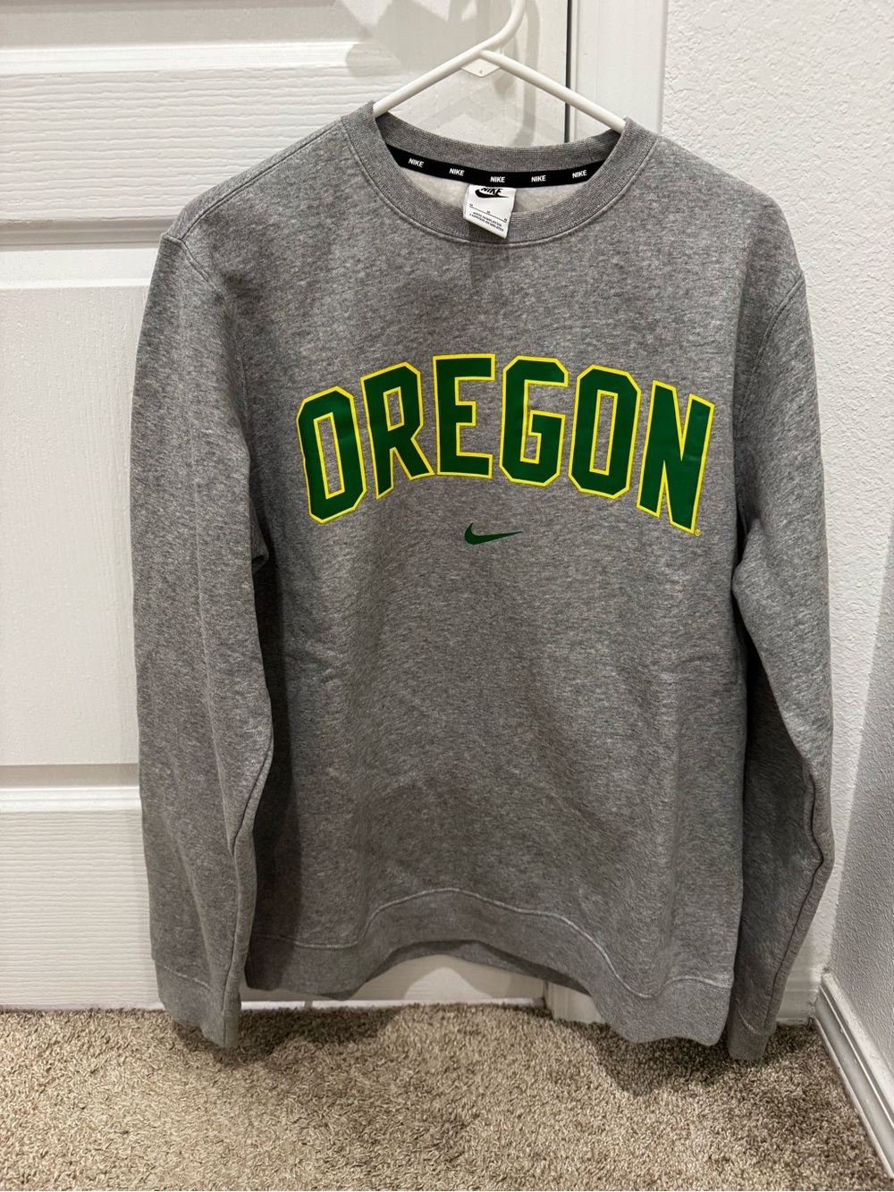 Nike Oregon Grey Crewneck Sweatshirt with Green and Yellow Oregon Logo